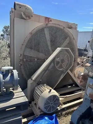 USED YOUNG 256V25