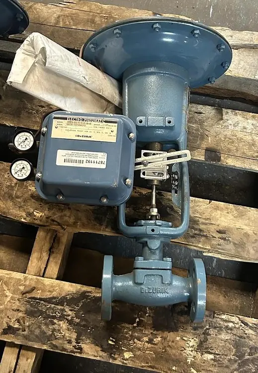 Used DEZURIK 851403-1D20-2J6-19-PDEL-AAA-0000 Solenoid Valves Ohio US | Surplus Asset Holdings #1365939