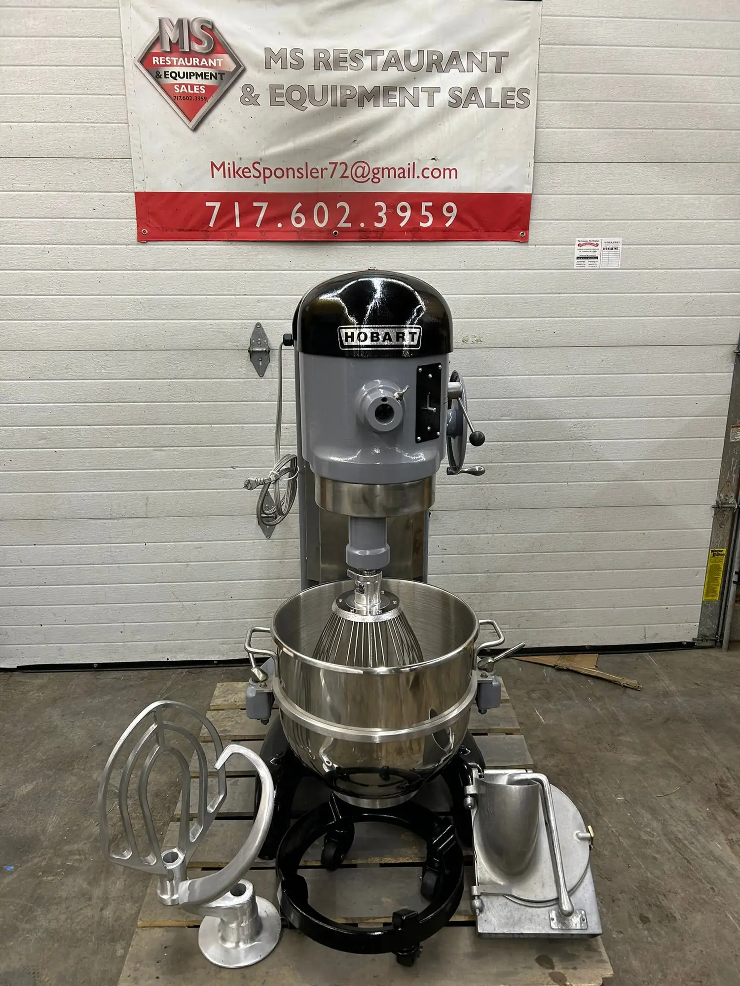 Hobart H600 60Qt Mixer w/ Wire Whip, Flat Beater, Dough Hook, Bowl & Bowl Truck