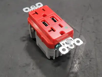 NEW PASS & SEYMOUR TR8300HUS-RED