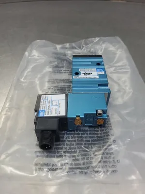 MAC 52A-31-B0A-DM-DDAJ-1RE= SOLENOID VALVE w/DMB-DDAJ-1RE= MODULE. 6A-12