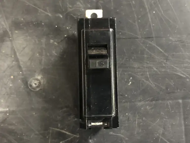 Used SIEMENS BQ1-B015 Switchgears British Columbia CA | Lenmark #243596