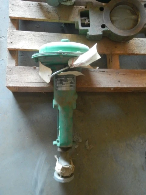 Fisher 1" 300 Rating, 304 Stainless Flanged Control Valve