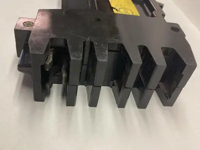 Used SQUARE D FY-14020-C Circuit Breakers | Surplus Asset Holdings #1189496