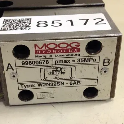 USED MOOG W2N32SN6AB