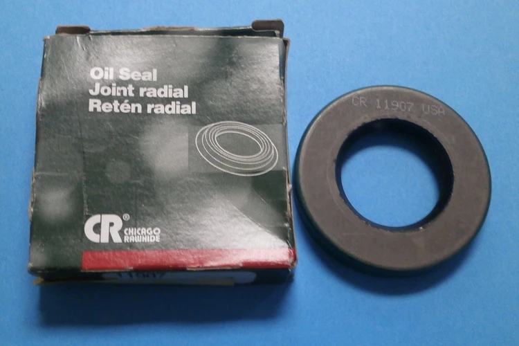 Used CHICAGO RAWHIDE 11907 OIL SEAL Relays & Switches Arizona US | ASSET CONVERSION SPECIALISTS, INC. #306764
