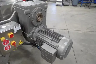 USED 2013 READING MX 12 MIXER