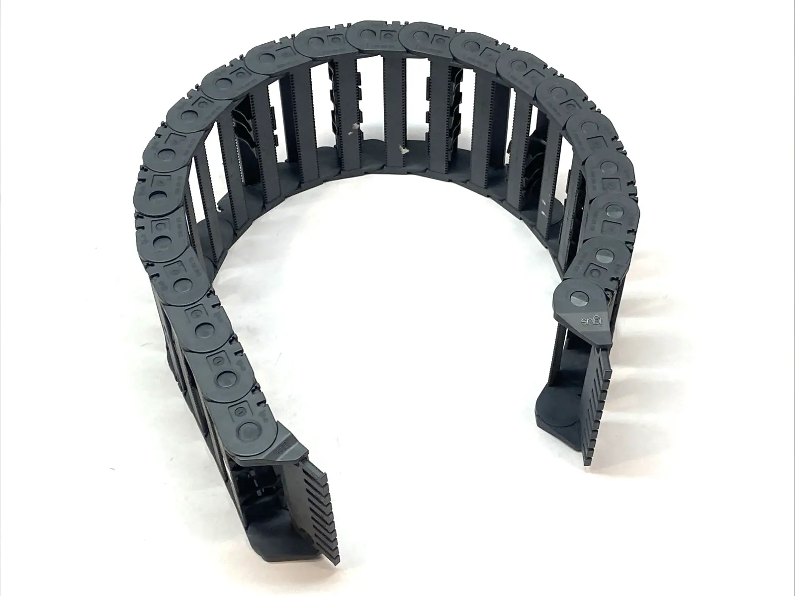 Used igus E-Chain Cable Carrier 20 Links 29-1/2" Long 1 BROKEN LINK Misc Electrical & Power Parts Michigan US | Maverick Industrial Sales #1391810
