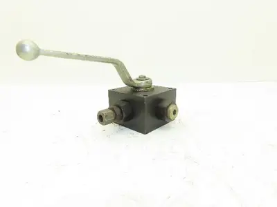 3KHT-R3/8" 8 87 Pneumatic Manual Valve 4 Way 2 Pos 150 PSI 3/8"NPT Lot of 5