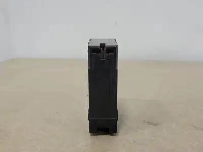 15 Amp, 1 Pole, 120/240 volts Circuit Breaker