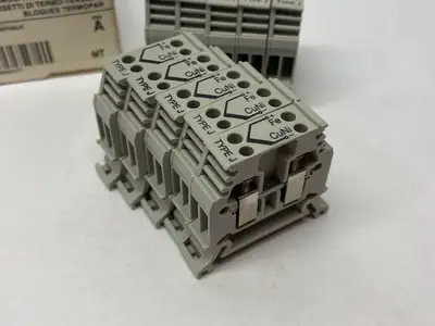 1492-WTC3J | Allen Bradley  Ser. A Thermocouple Blocks PKG OF 10 - New – Open box