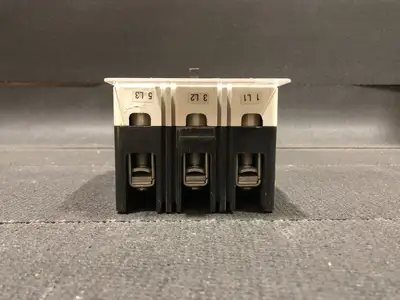 USED ALLEN-BRADLEY 140M-I8P-B30S(A)