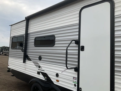 Used 2022 DELLA TERRA 200RD Campers, Caravans, Motorhomes Michigan US | Miedema Asset Management Group #1341092