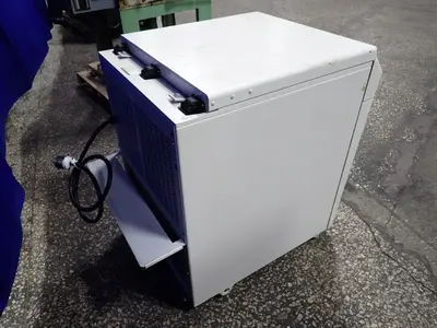 USED BECKMAN JE