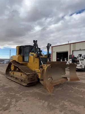 USED 2017 Caterpillar D6T LGP