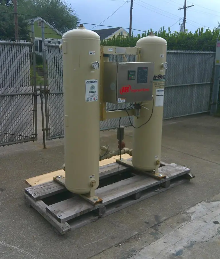 SPC9314  Compressor Ingersol Rand air dryer model HL4001S00AA, 400 cfm