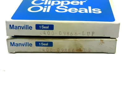NEW LOT OF 2 MANVILLE 0400-09866-LUP OIL SEAL 040009866LUP