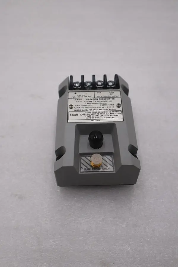 NEW OPEN BOX BENTLY NEVADA P3403893-0351 2 Wire Vibration Transmitter STK H86A