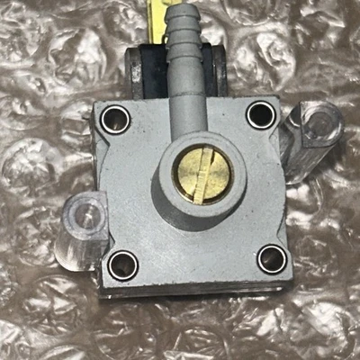 (4) MICRO PNEUMATIC LOGIC PRESSURE SENSOR 601-V-G-6.5 IN HG with V7-5F17D8