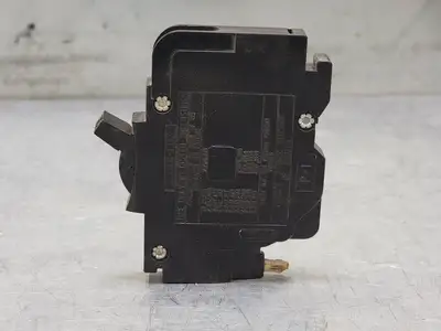 15 Amp, 1 Pole, 120/240 volts Circuit Breaker