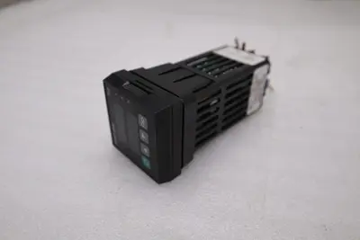 Watlow 965 Series 965A-3CD0-0000 Temperature Controller STOCK H1440A