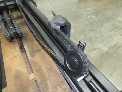 Mitsubishi FGC25K Forklift Mast 185" 3-Stage Tilt Class 2 Gas 5000lbs Capacity