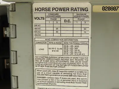 Siemens V7E3633R Vacu-Break Switch Disconnect Dual Twin 600V 100A 3Ph Fusible