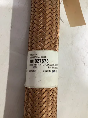 1-1/2” MPT x 16” Brass / Stainless Flexible Hose 250 psi flex pipe