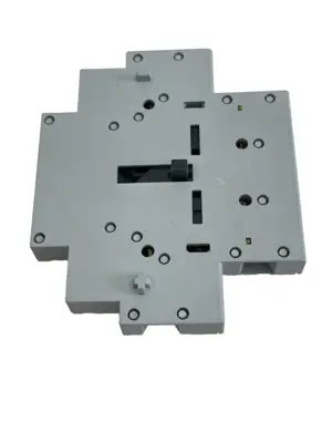 ALLEN BRADLEY 100-MCA02 MECHANICAL INTERLOCK 100MCA02 NEW, SURPLUS