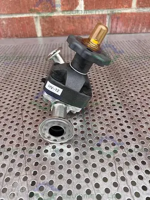 USED ITT PURE FLO 1-316L-SFV5-CWP150 DIAPHRAGM VALVE W/ 1" SANITARY FITTING