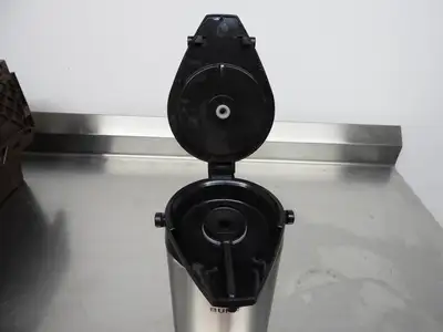 Used Bunn Used Bunn 2.5 Liter Stainless Steel Lined Lever Action Coffee Airpot 32125.0000 Beverage Dispensers Illinois US | Falcon Restaurant Supply #1376515