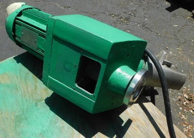 USED LIGHTNING MIXER 3.5 HP