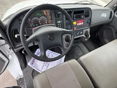 Used 2018 FREIGHTLINER M2 106 Tractors & Trailers Florida US | Truck and Van Outlet #1506266