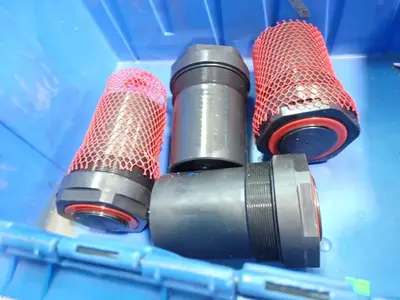 Manifold Cylinders