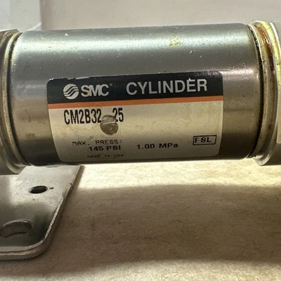USED SMC CM2B32-25