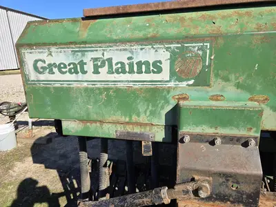 USED 1988 GREAT PLAINS 2SF30