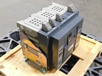 USED SQUARE D NW 20 H