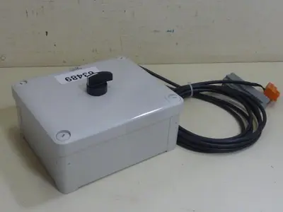 USED SCHNEIDER ELECTRIC NSYTBS19168
