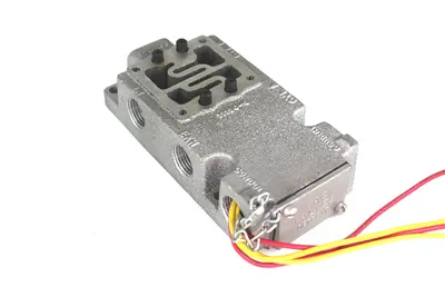 NEW MAC VALVES 10165