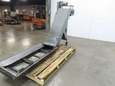 Shin Myung Magnetic Chip Conveyor with Drag Chain Scraper 14"x51" Infeed 220V