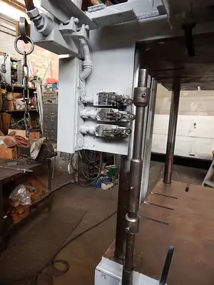 25 TON KEYSTONE 4 POST UP-ACTING HYDRAULIC TRIM PRESS