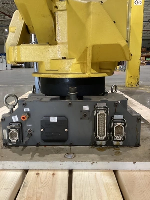 Used 2014 FANUC M-710IC-50 + R-30IB Robots Michigan US | iGAM Industrial Marketplace #1376017