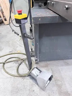 Carter Model QC12K-6 x 3200 Hydraulic Powered Guillotine