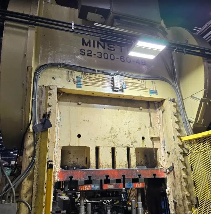 Used MINSTER S2300 Straight Side Presses Michigan US | Galaxie Corporation #419705