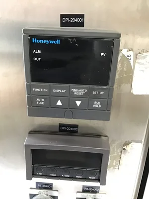 Honeywell 60-50331-01 Industrial Electrical Control Panel Technology 120VAC 20A 1PH