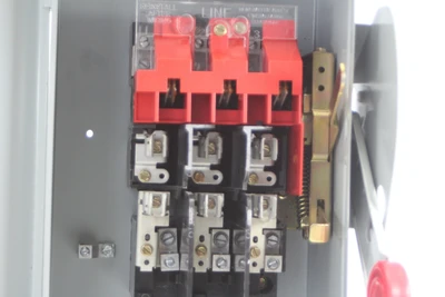 New | in-Stock Cutler-Hammer DH321FGK Switchgears California US | Davliegogo LLC #1707900