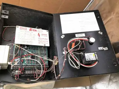 Wood’s E-Trac AFC2001-5B AC Inverter 1,1.5,3/4HP 230VAC 3PH 1/1.4/2KVA