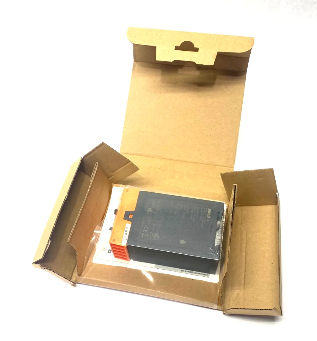 NEW E. DOLD & SÖHNE VOLTAGE RELAY, SINGLE CHANGEOVER