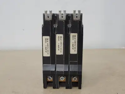 NEW SQUARE D EDB36030