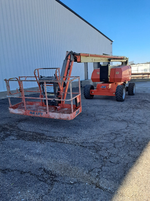 USED 2016 JLG 800AJ